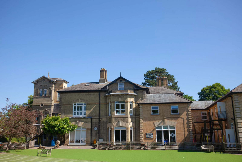 School Review WhichSchoolAdvisor